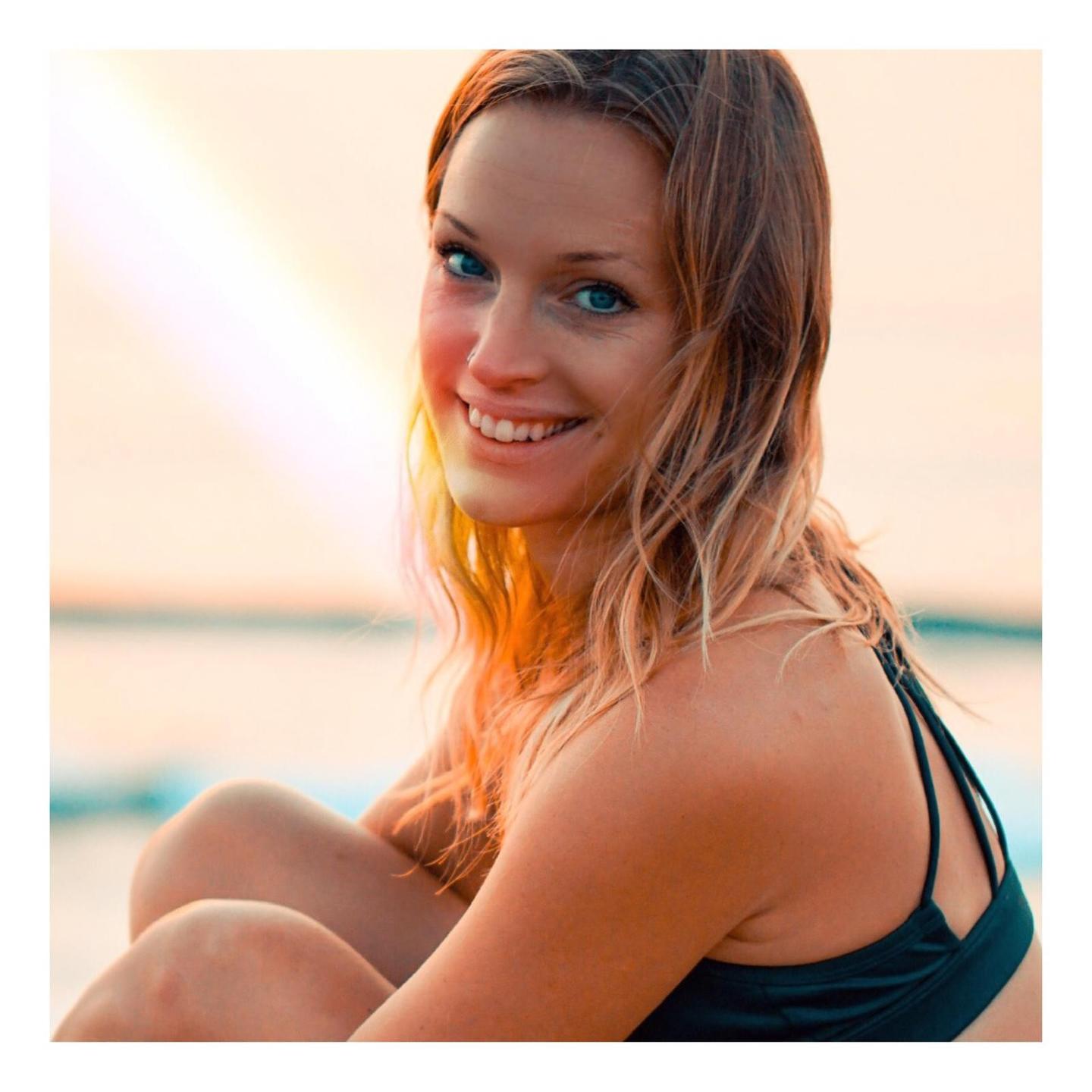 Dr. Sarah Coxon